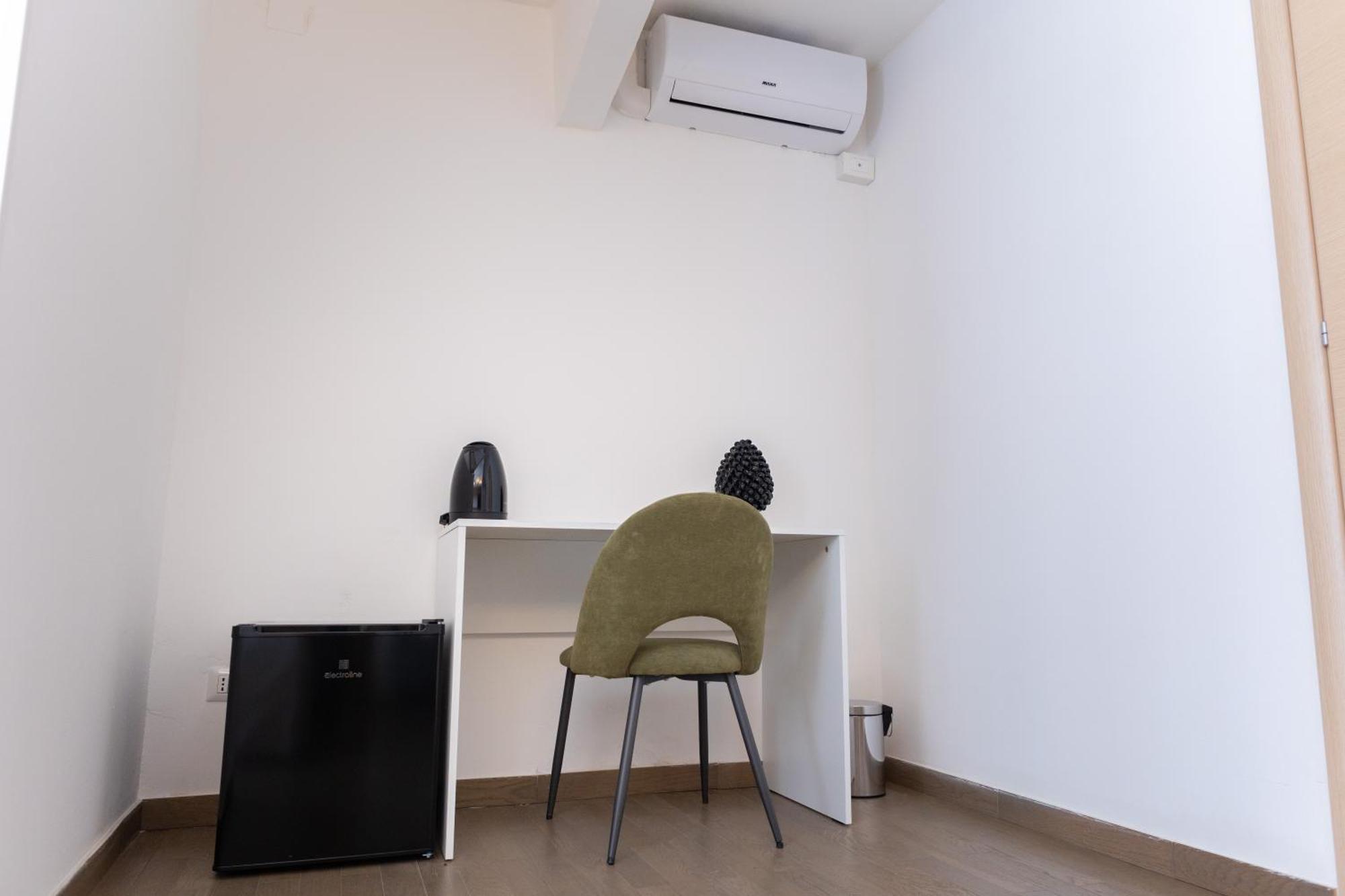 Guest house Gravina 75 *